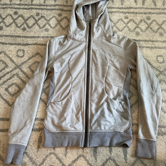 Waterproof jacket - Picture 3 of 3